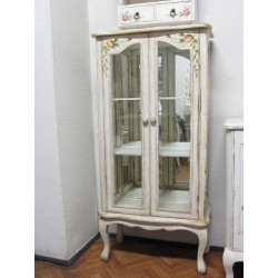 White Chippendale glass cabinet